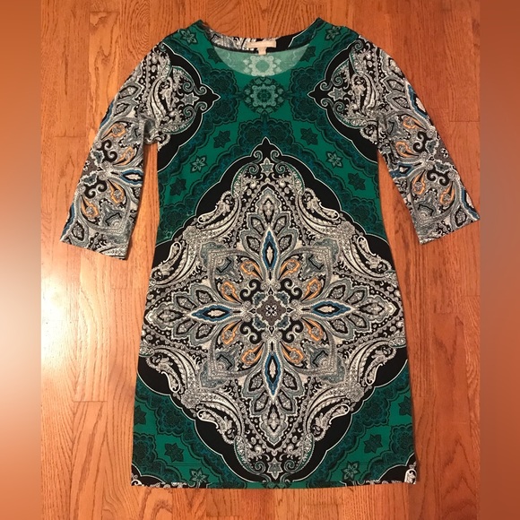 Fitted Stylish Dress - Picture 1 of 4